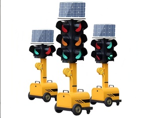 Portable Solar Powered 200mm LED Traffic Light 4-Way